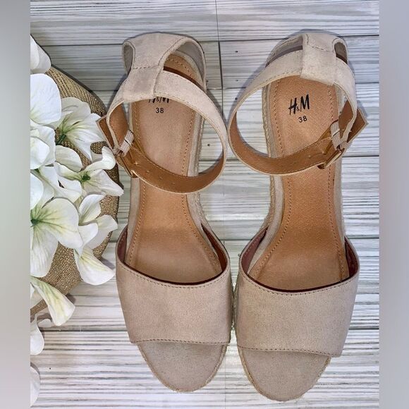 H&M Beige Espadrille Wedge Open Toe Faux Suede Sandals S:7.5 - Picture 5 of 9